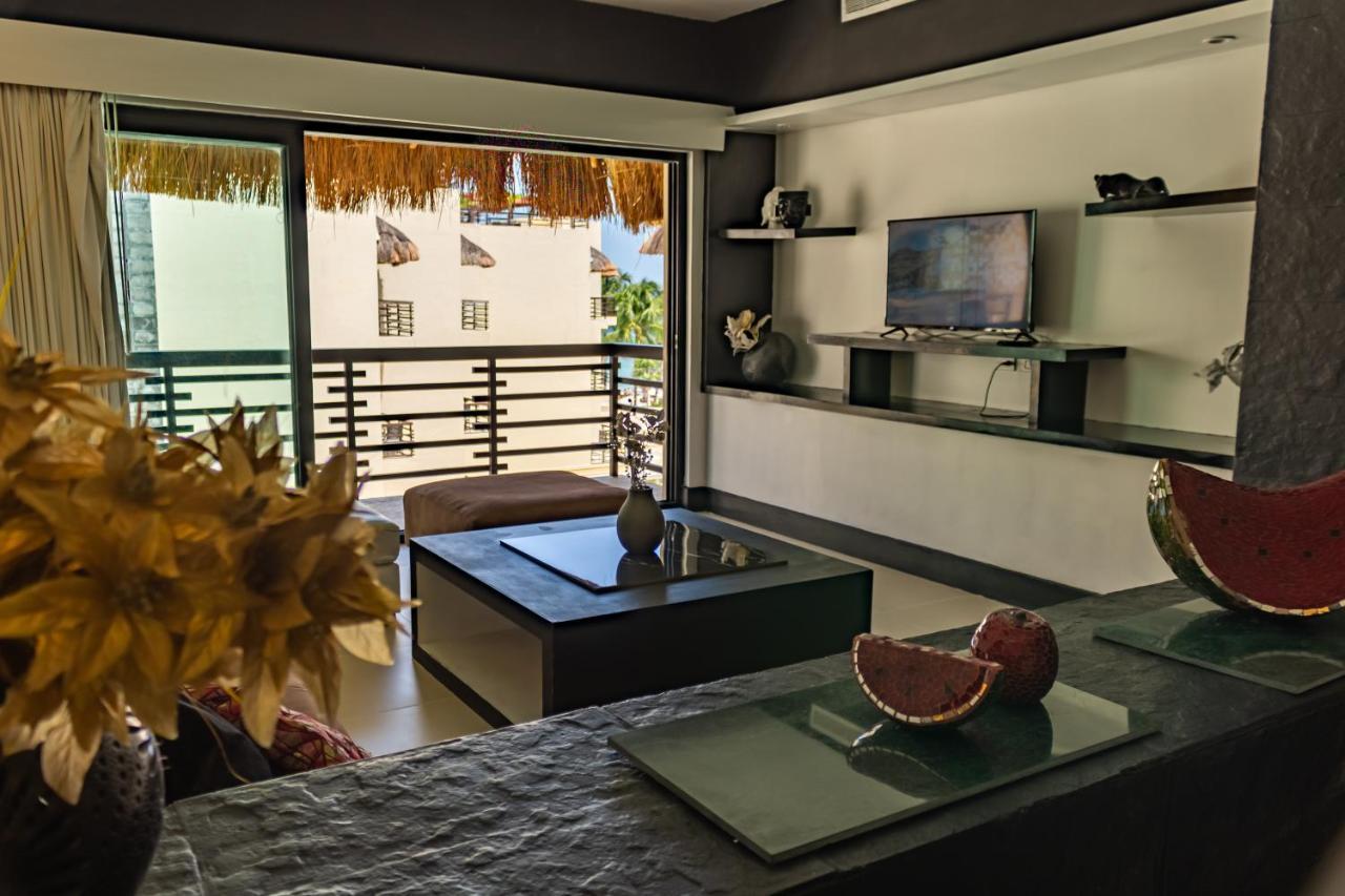 Aldea Thai Beachfront Condos Playa del Carmen Esterno foto