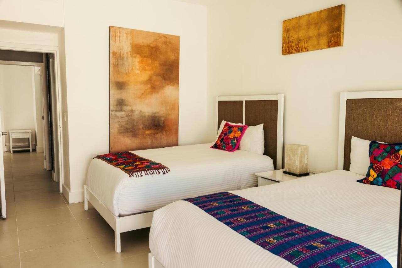Aldea Thai Beachfront Condos Playa del Carmen Esterno foto