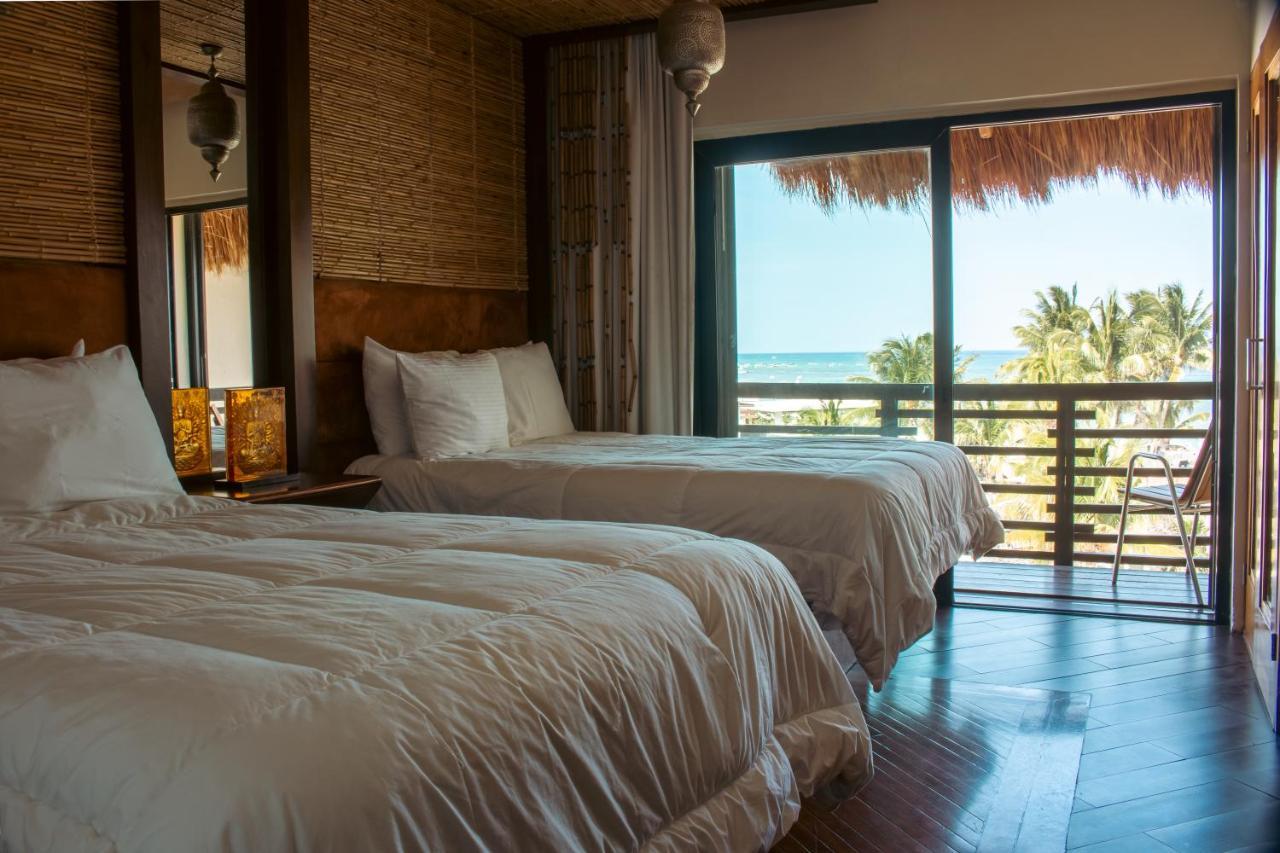 Aldea Thai Beachfront Condos Playa del Carmen Esterno foto