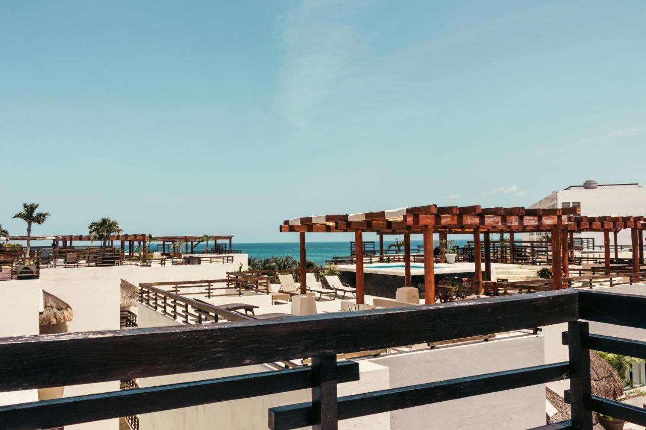 Aldea Thai Beachfront Condos Playa del Carmen Esterno foto