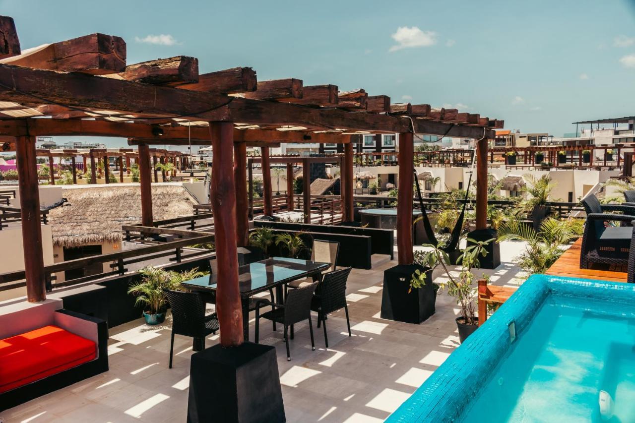 Aldea Thai Beachfront Condos Playa del Carmen Esterno foto