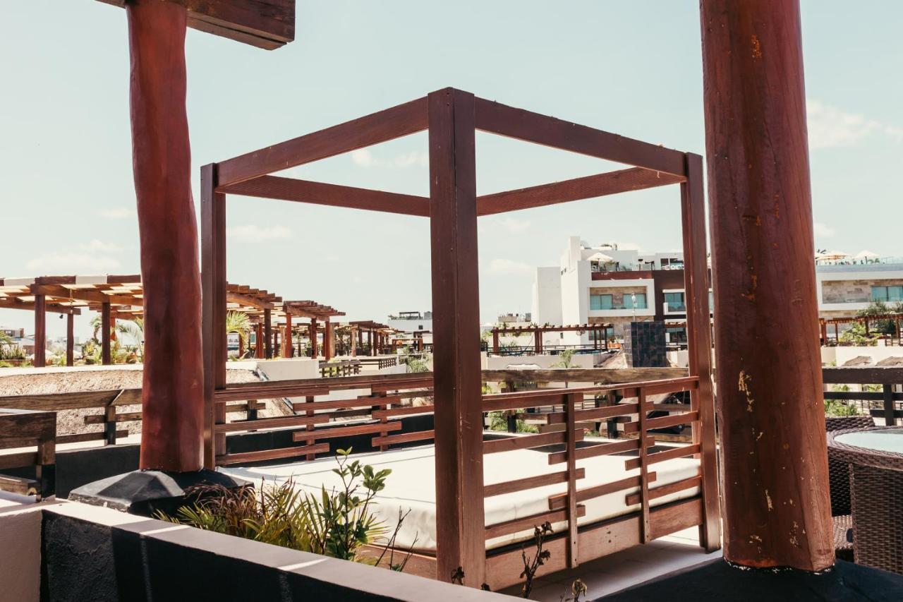 Aldea Thai Beachfront Condos Playa del Carmen Esterno foto