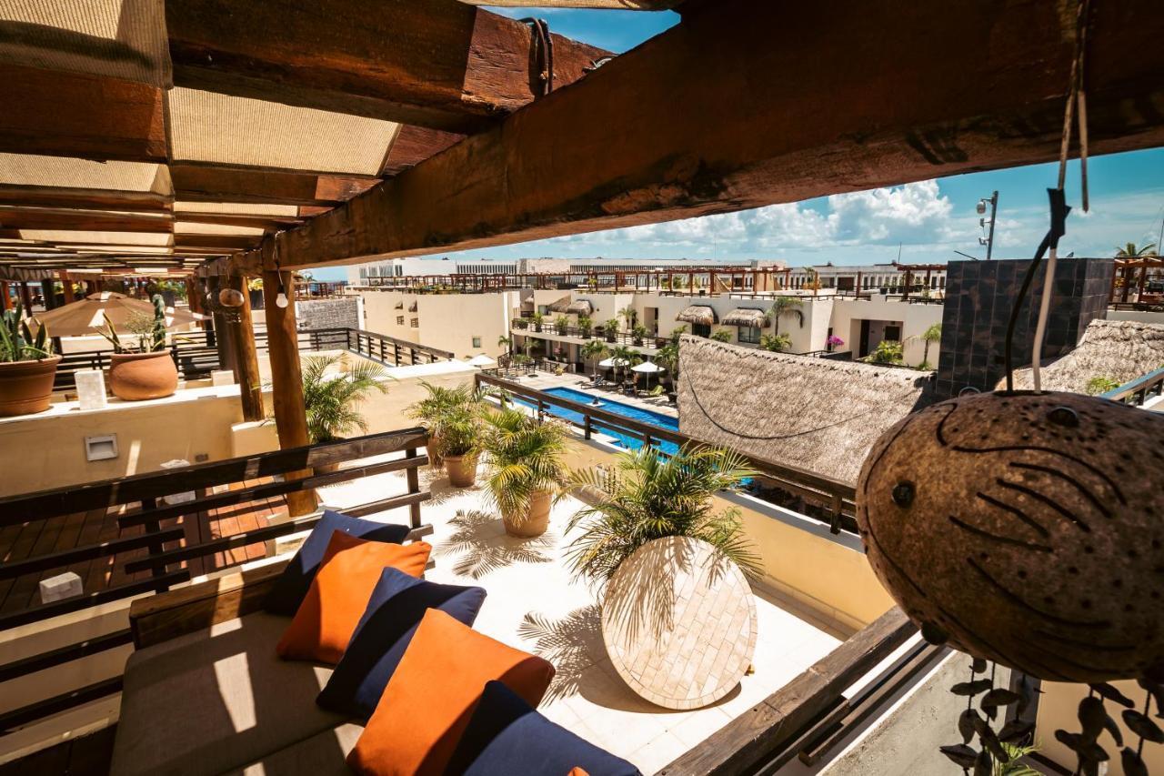 Aldea Thai Beachfront Condos Playa del Carmen Esterno foto