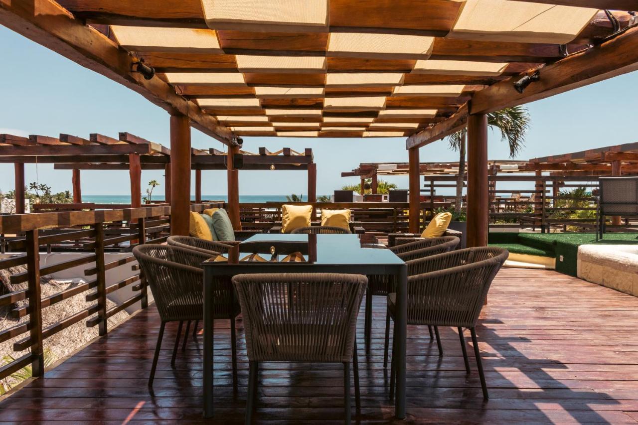 Aldea Thai Beachfront Condos Playa del Carmen Esterno foto