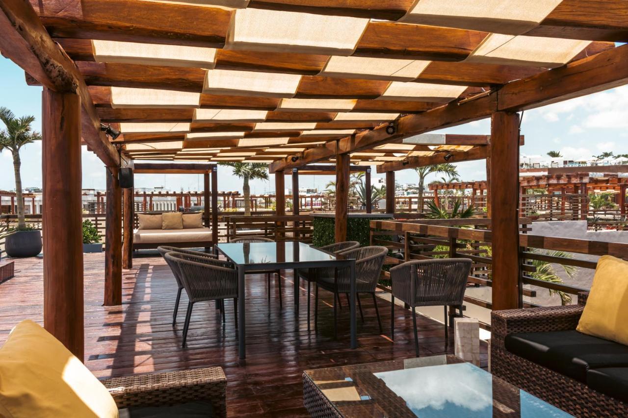 Aldea Thai Beachfront Condos Playa del Carmen Esterno foto