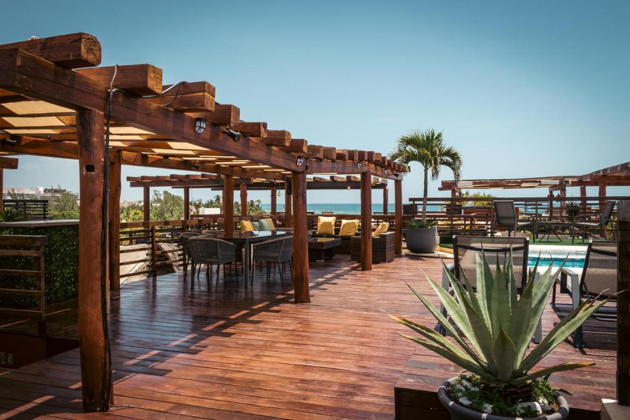 Aldea Thai Beachfront Condos Playa del Carmen Esterno foto